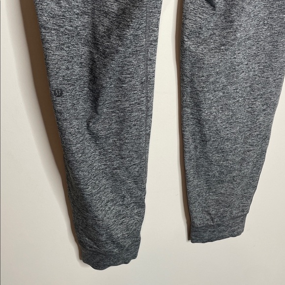 Lululemon | Men’s Soft Jersey Joggers in Heathered Black Size Large - Picture 5 of 7